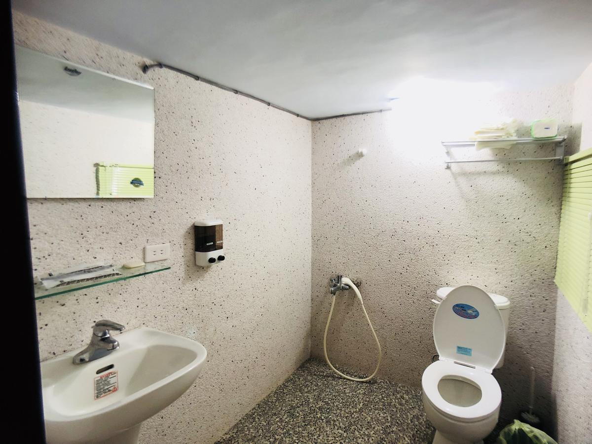Zhongxing Hotel Tongluo Exterior photo