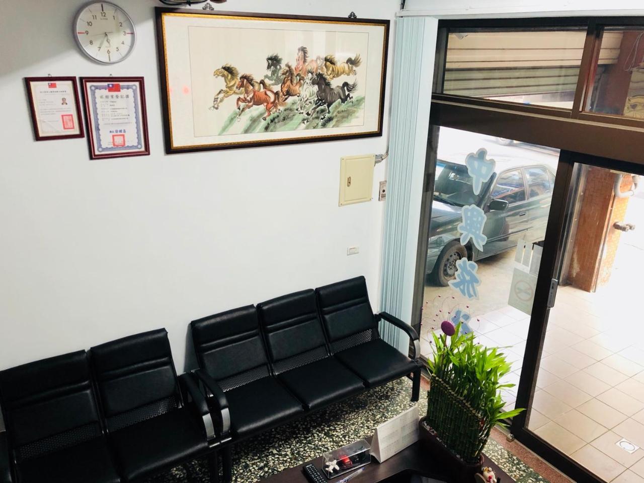 Zhongxing Hotel Tongluo Exterior photo